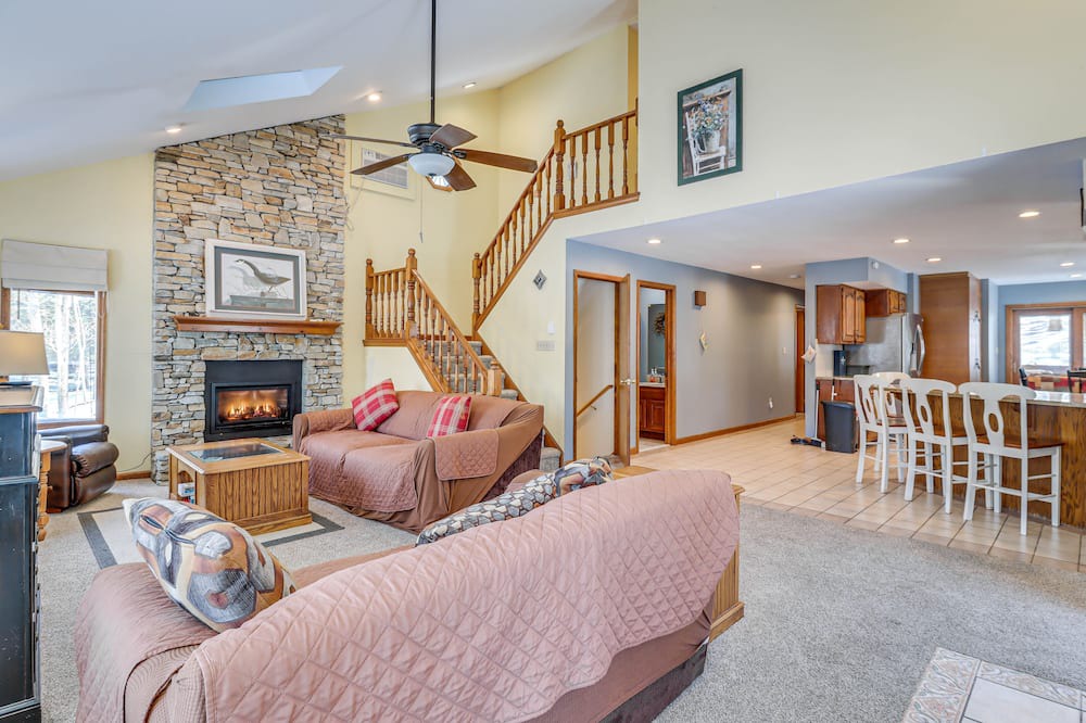 Photo of Livingroom in Sybertsville