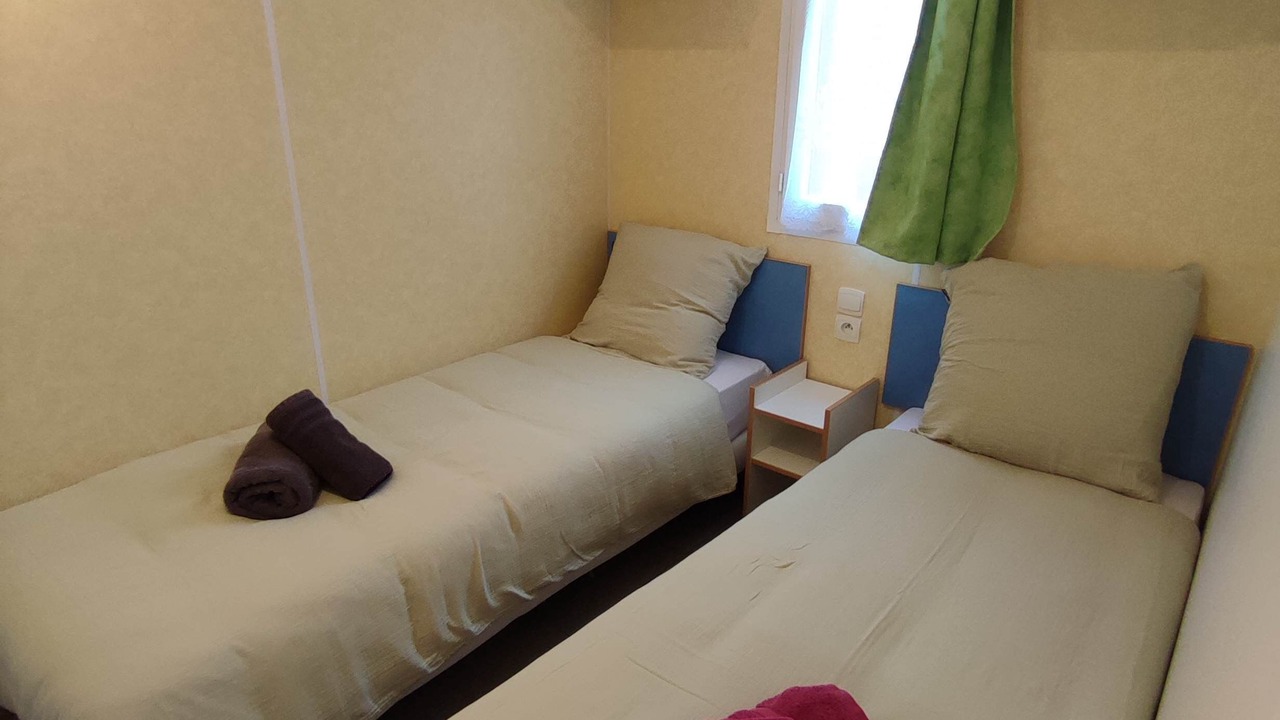 Photo of Others in Holque