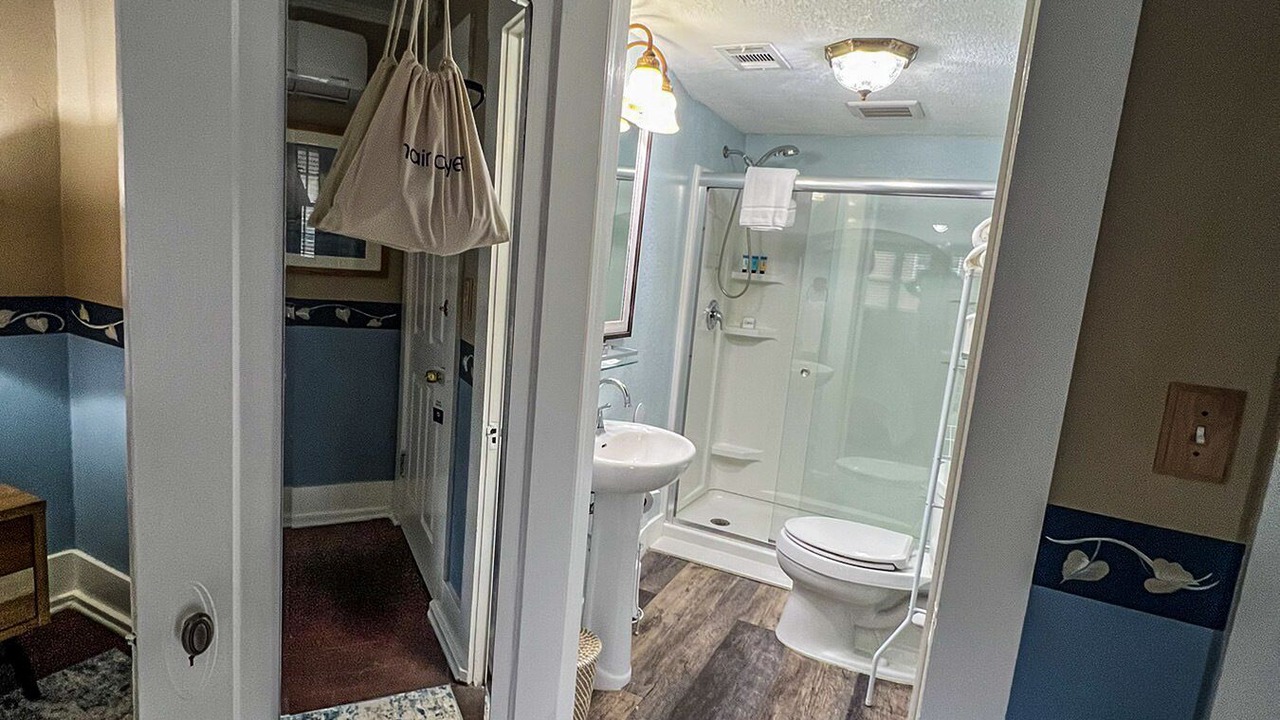 Photo of Bathroom in Historic Old Northeast