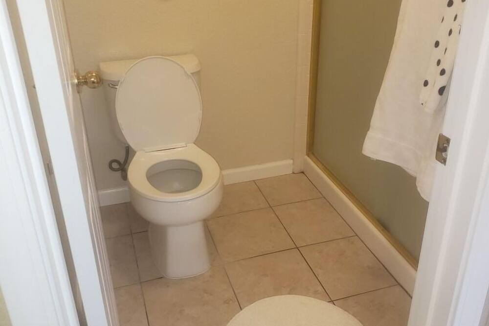 Photo of Bathroom in Lathrop