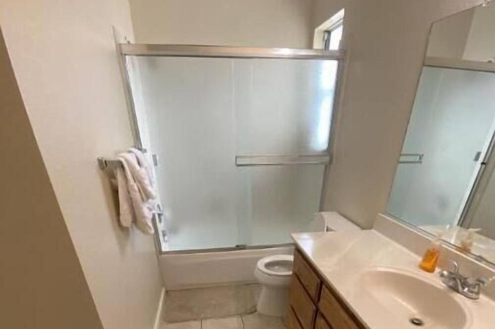 Photo of Kitchen in Lathrop