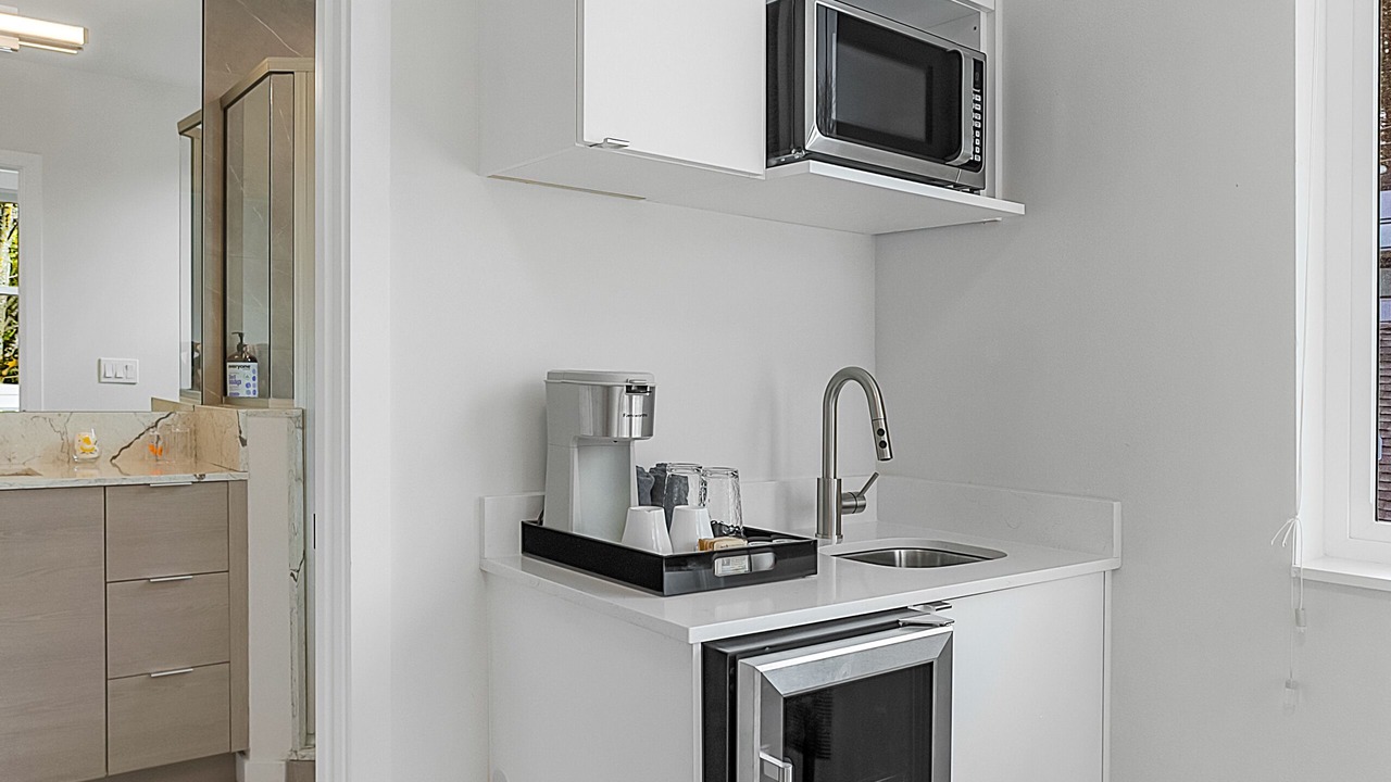 Photo of Others in East Queen Anne