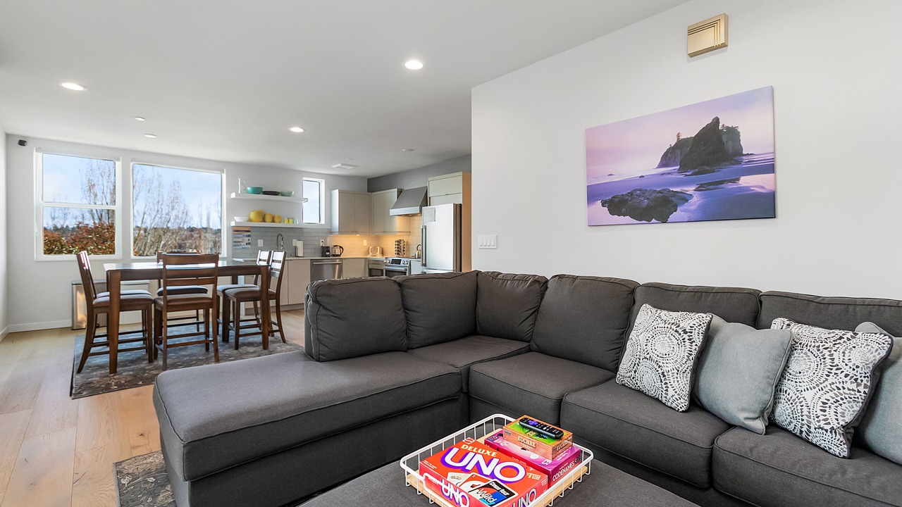 Photo of Livingroom in East Queen Anne