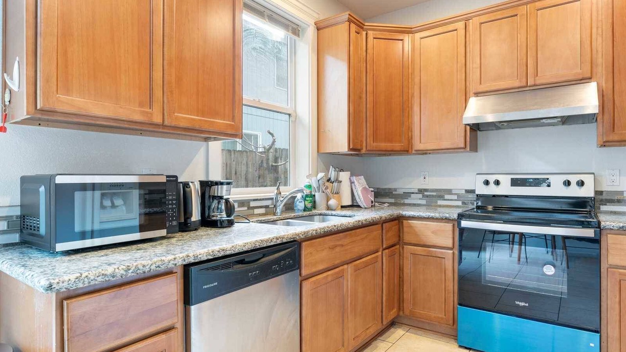 Photo of Kitchen in Powellhurst-Gilbert