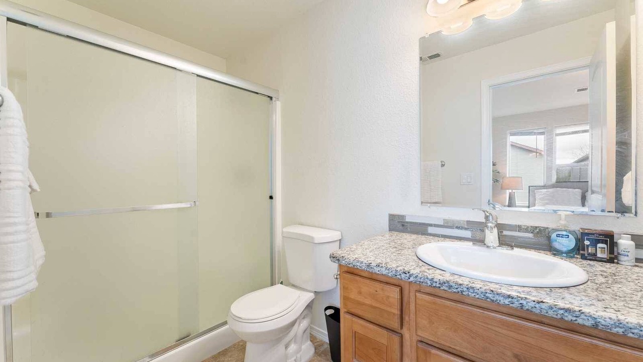 Photo of Others in Powellhurst-Gilbert