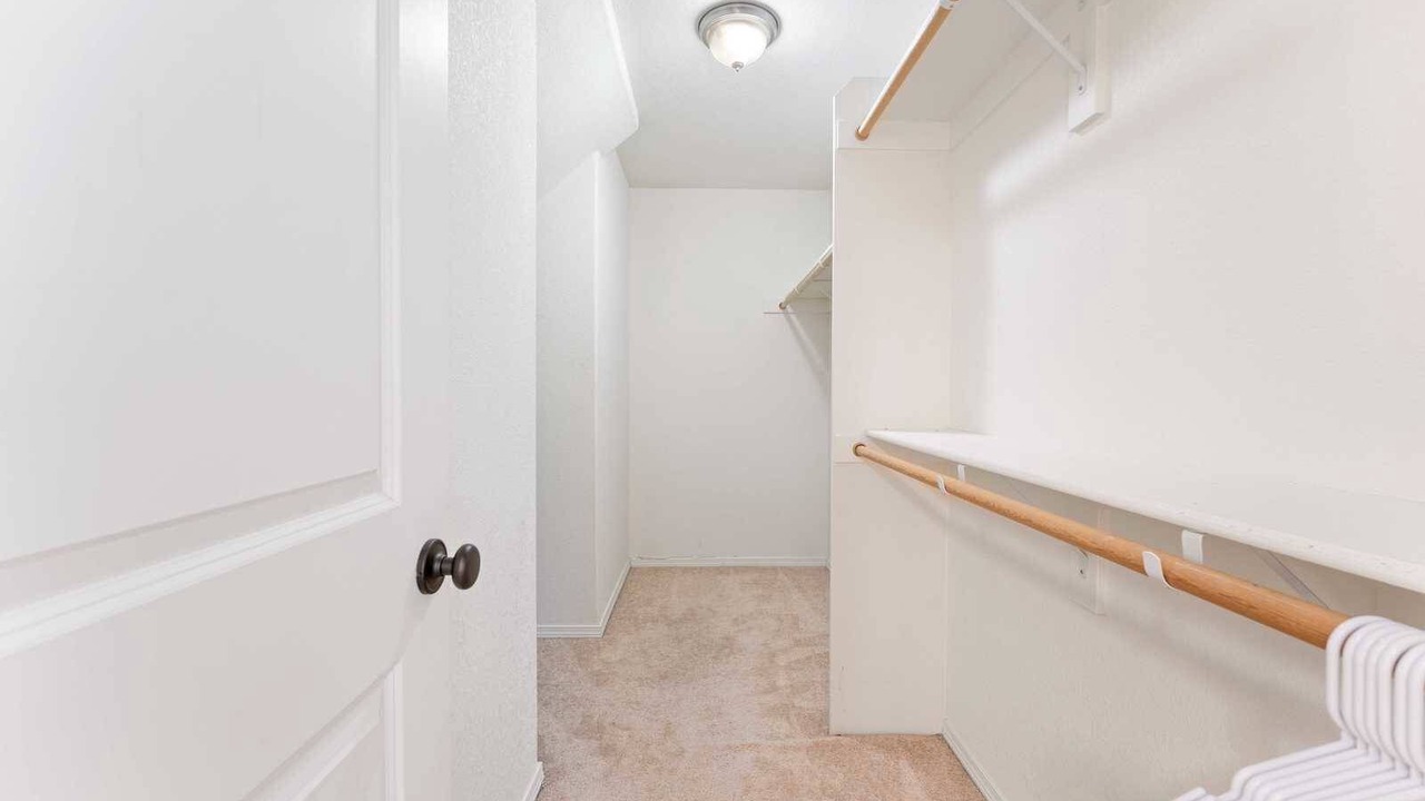 Photo of Others in Powellhurst-Gilbert