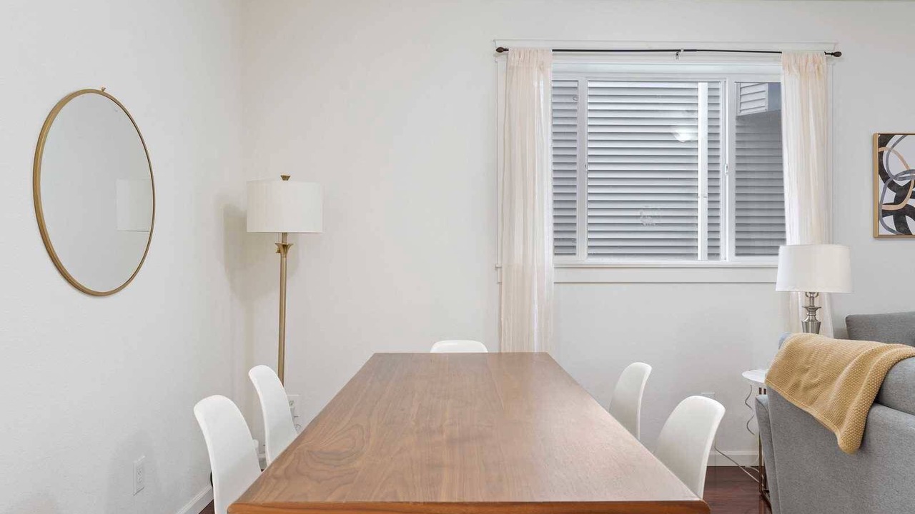 Photo of Others in Powellhurst-Gilbert