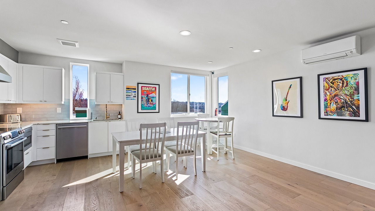 Photo of Kitchen in East Queen Anne