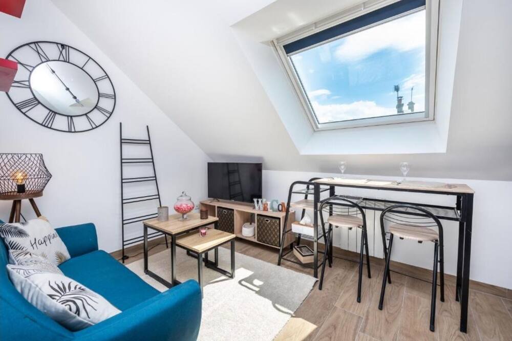 Photo of Livingroom in Saint-Jacques - Saint-Roch