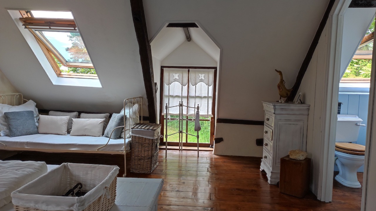 Photo of Livingroom in Les Champs-Geraux