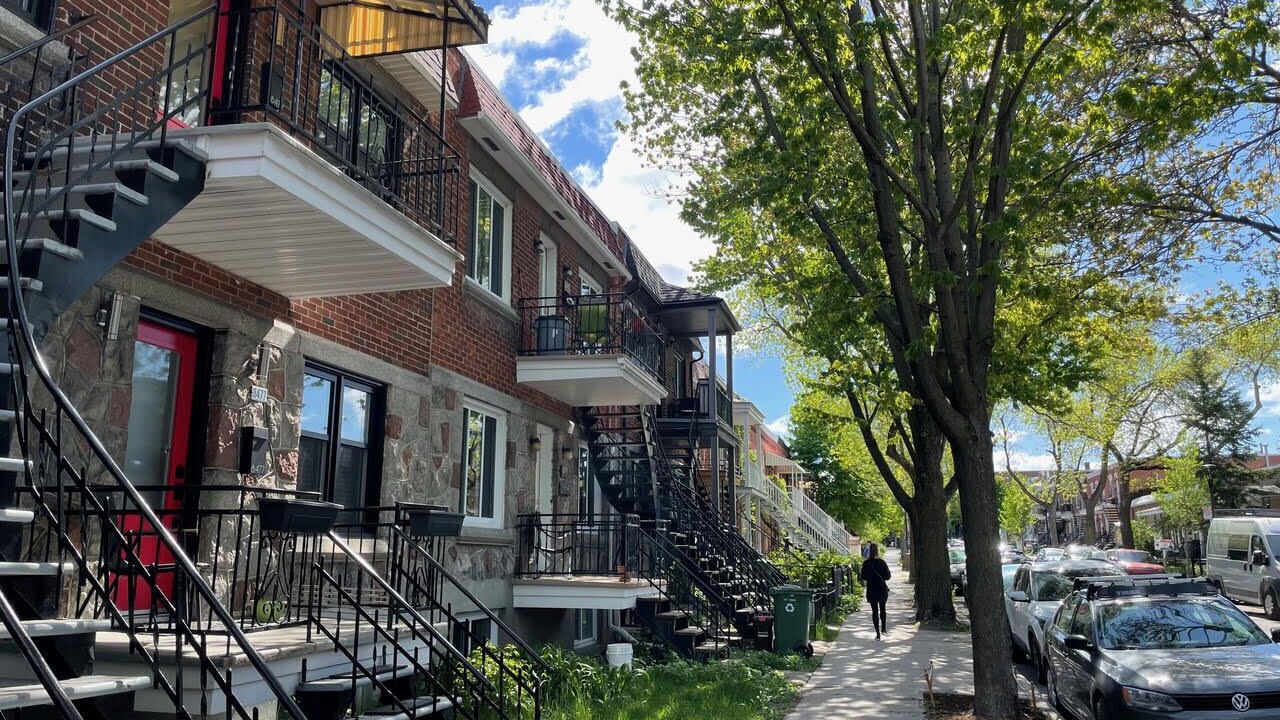 Photo of Buildings in Youville