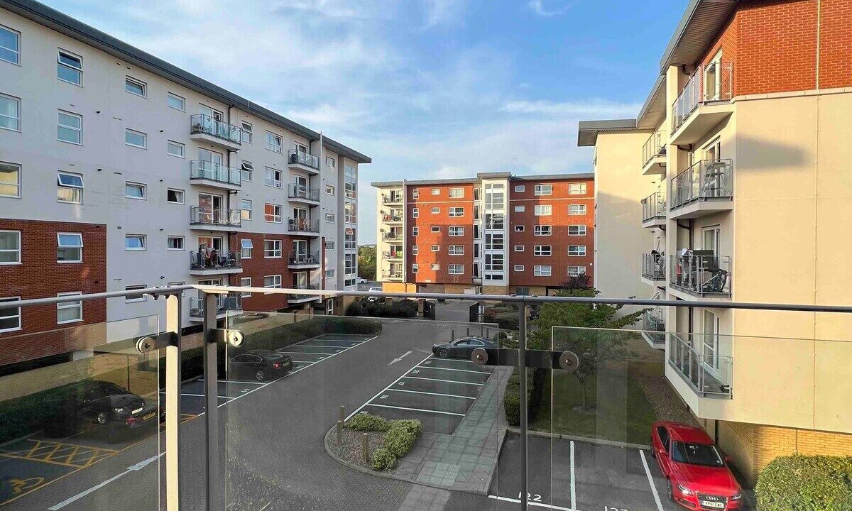 Photo of Others in Hatfield