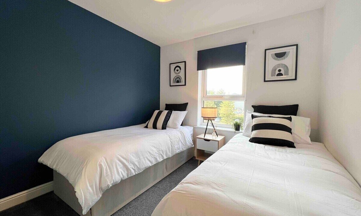 Photo of Others in Hatfield