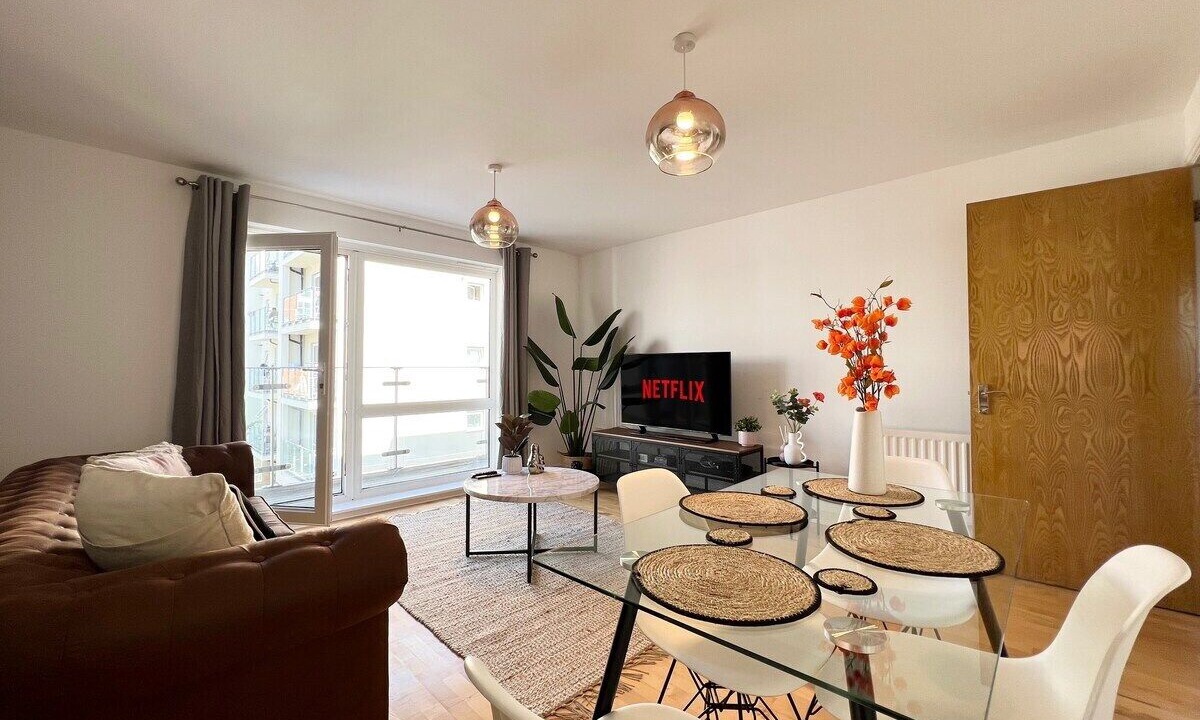 Photo of Others in Hatfield