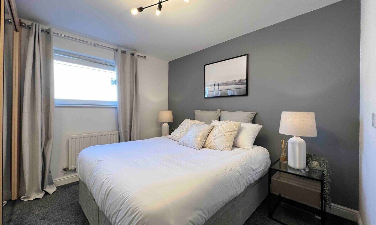 Photo of Others in Hatfield