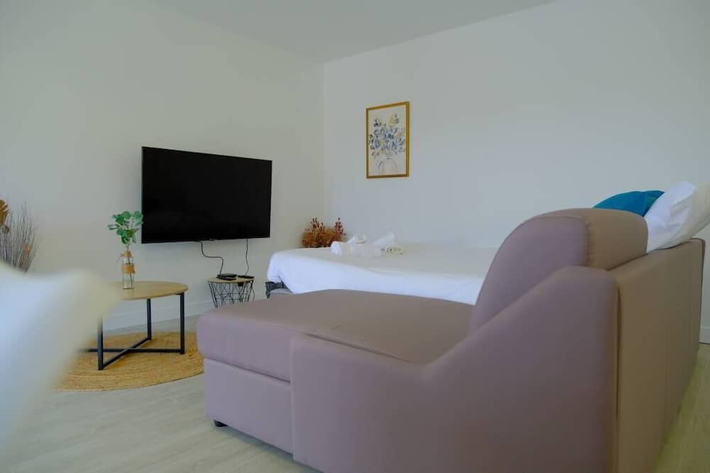 Photo of Livingroom in Melun