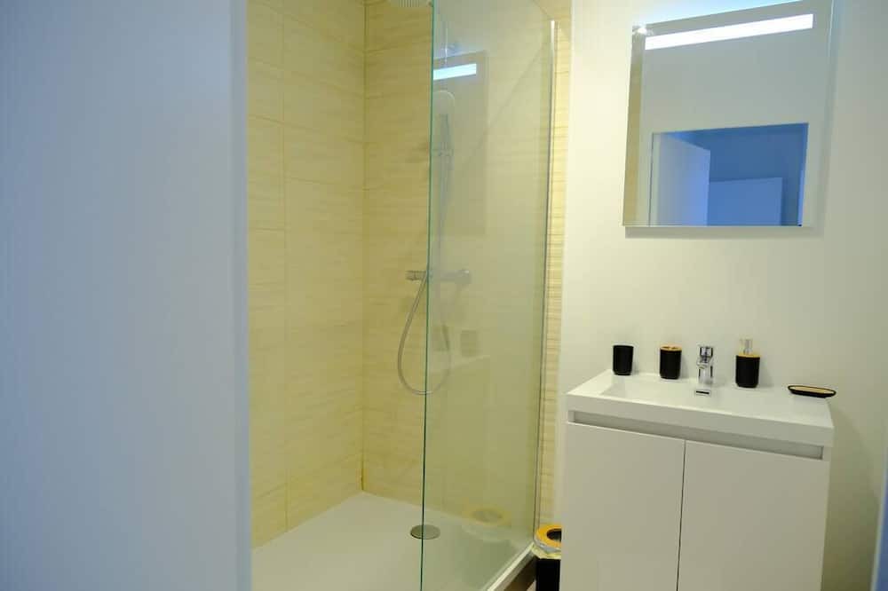 Photo of Bathroom in Melun