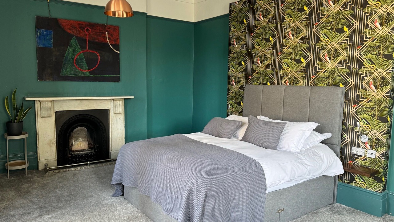 Photo of Bedroom in Peninsula