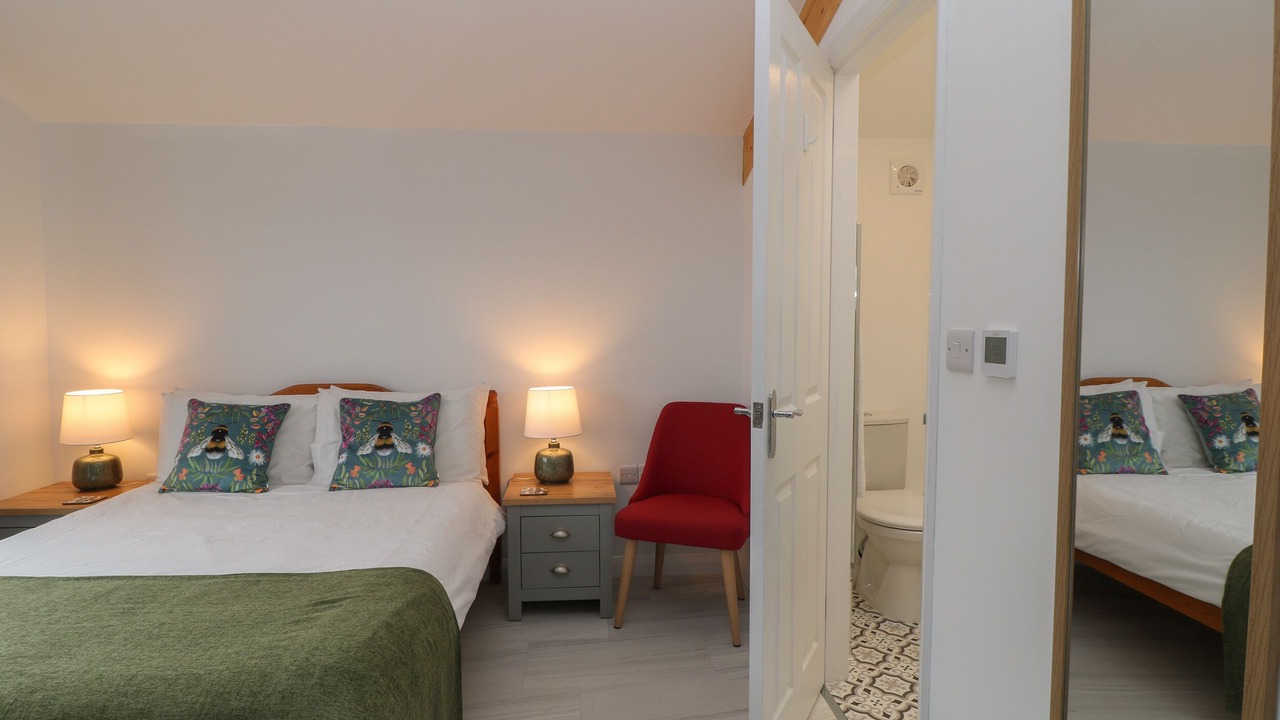 Photo of Others in Erlestoke