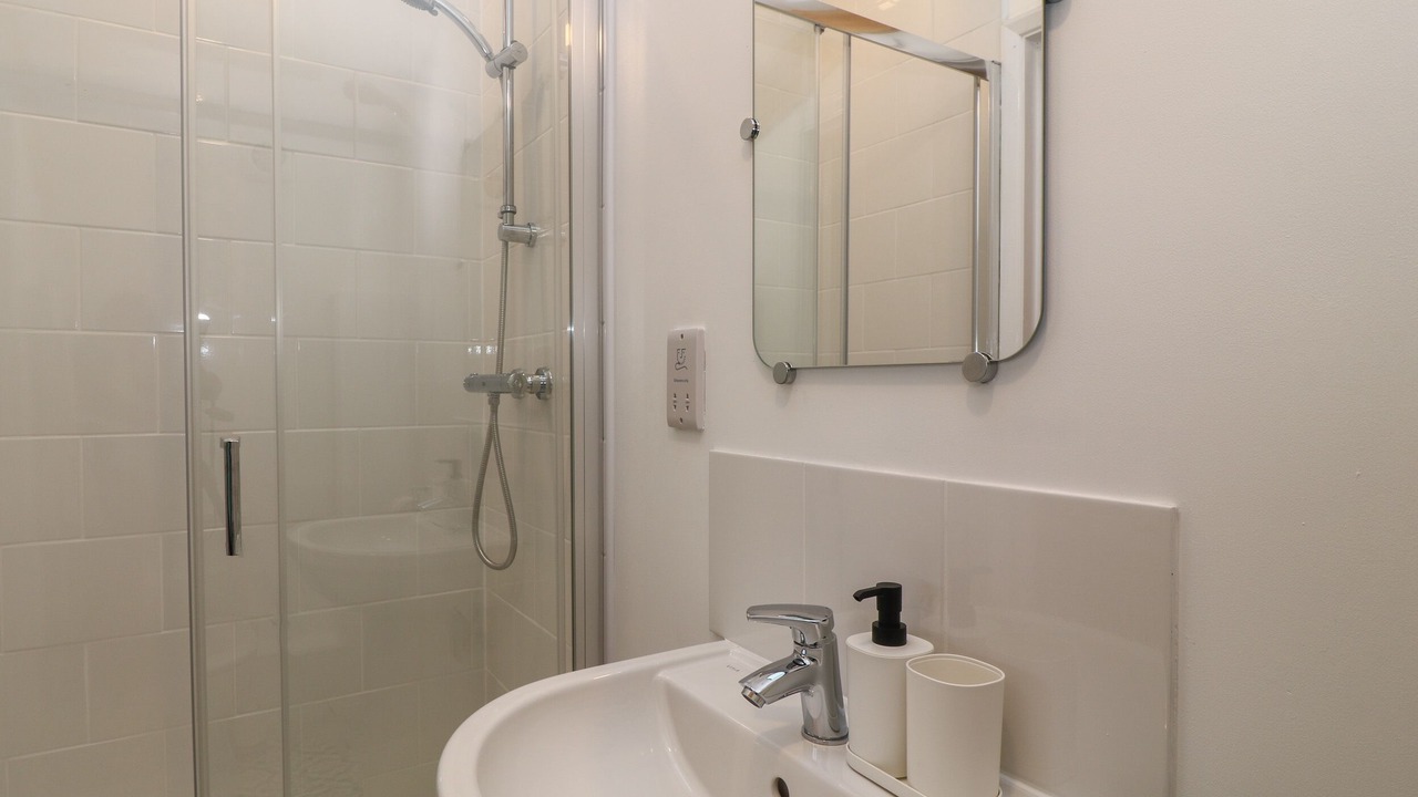 Photo of Others in Erlestoke