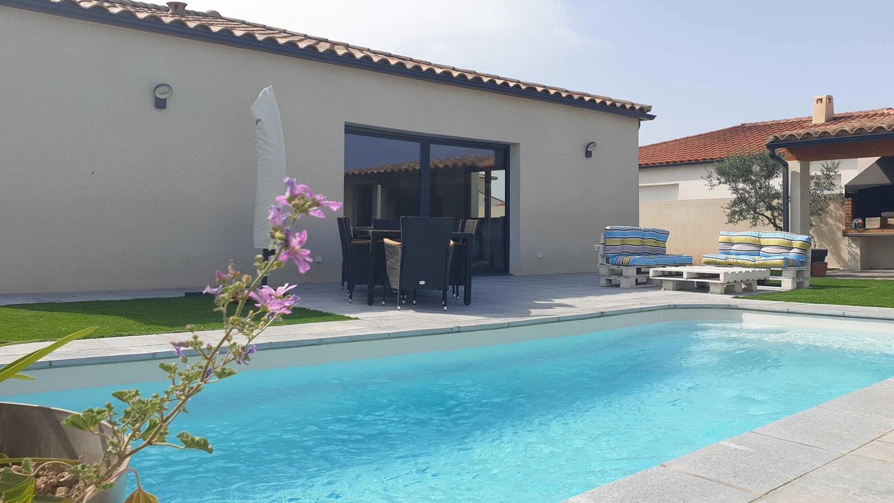 Photo of Outdoor in Pia