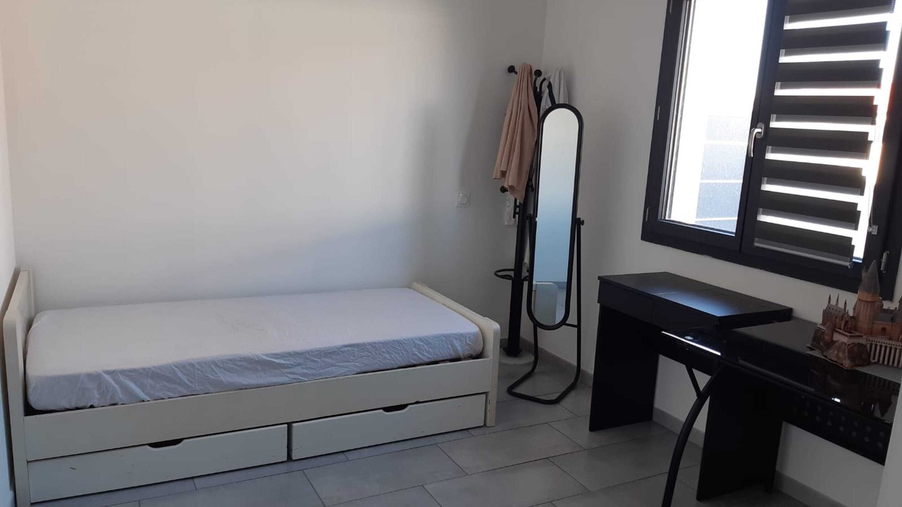 Photo of Others in Pia