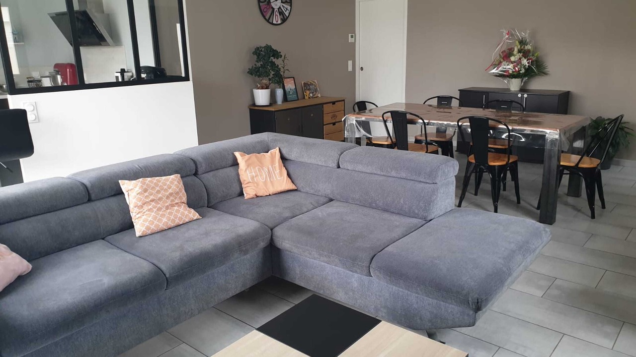 Photo of Others in Pia