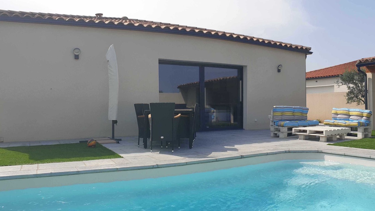 Photo of Outdoor in Pia