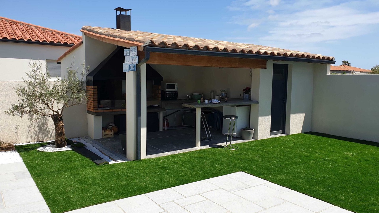 Photo of Outdoor in Pia