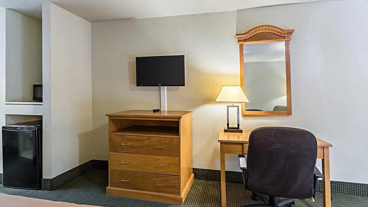 Photo of Bedroom in Baytown