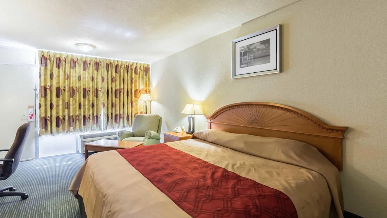 Photo of Bedroom in Baytown