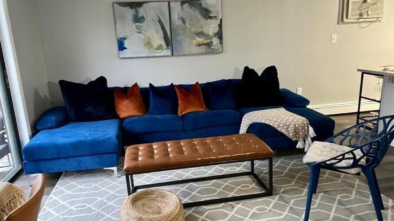 Photo of Livingroom in Clifton Heights