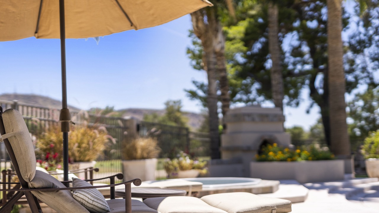 Photo of Outdoor in Moon Mountain Vistas