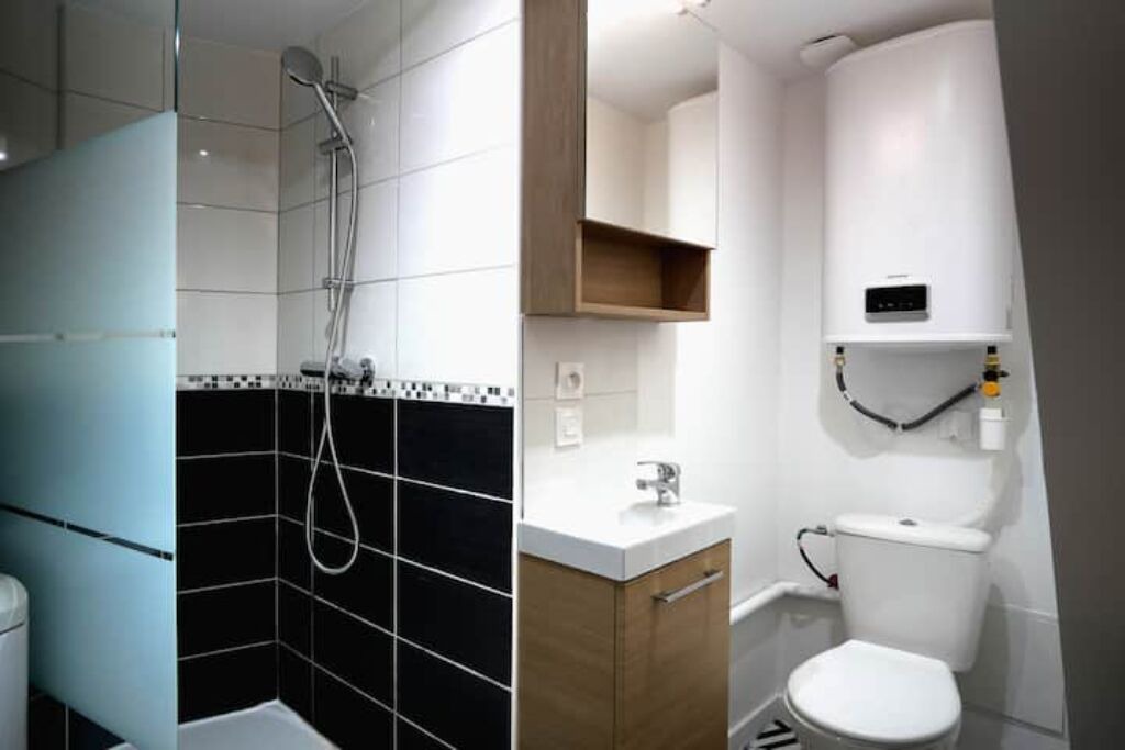 Photo of Bathroom in Etampes