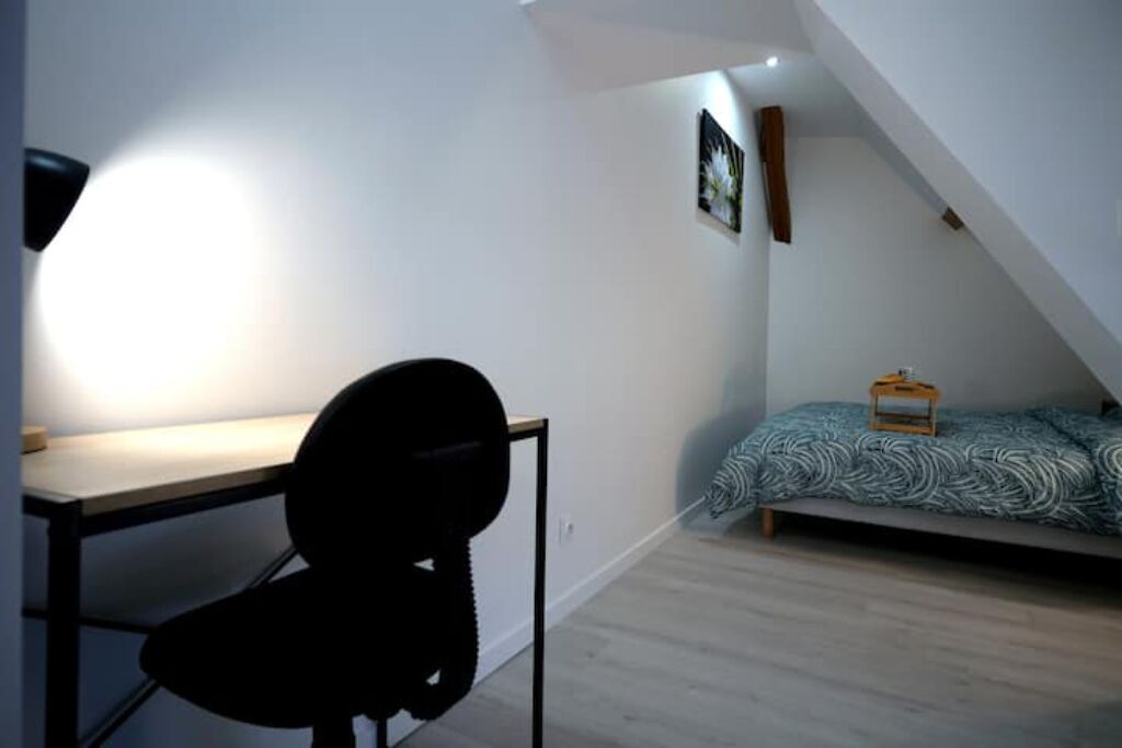 Photo of Others in Etampes