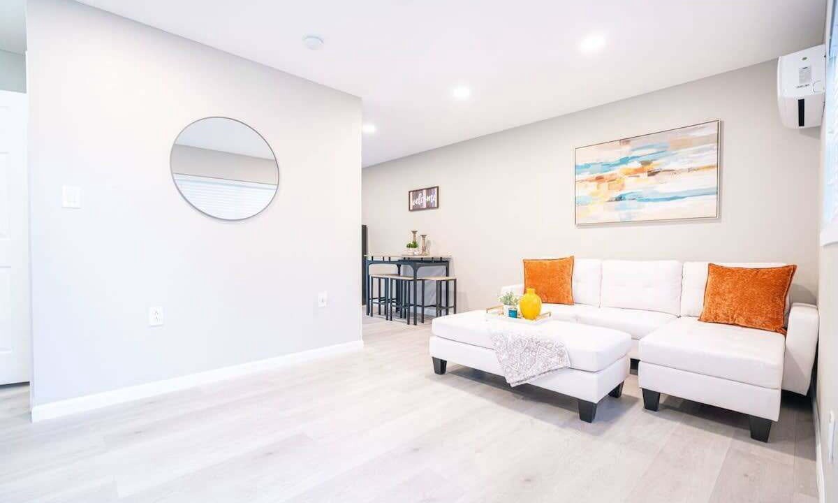 Photo of Livingroom in University