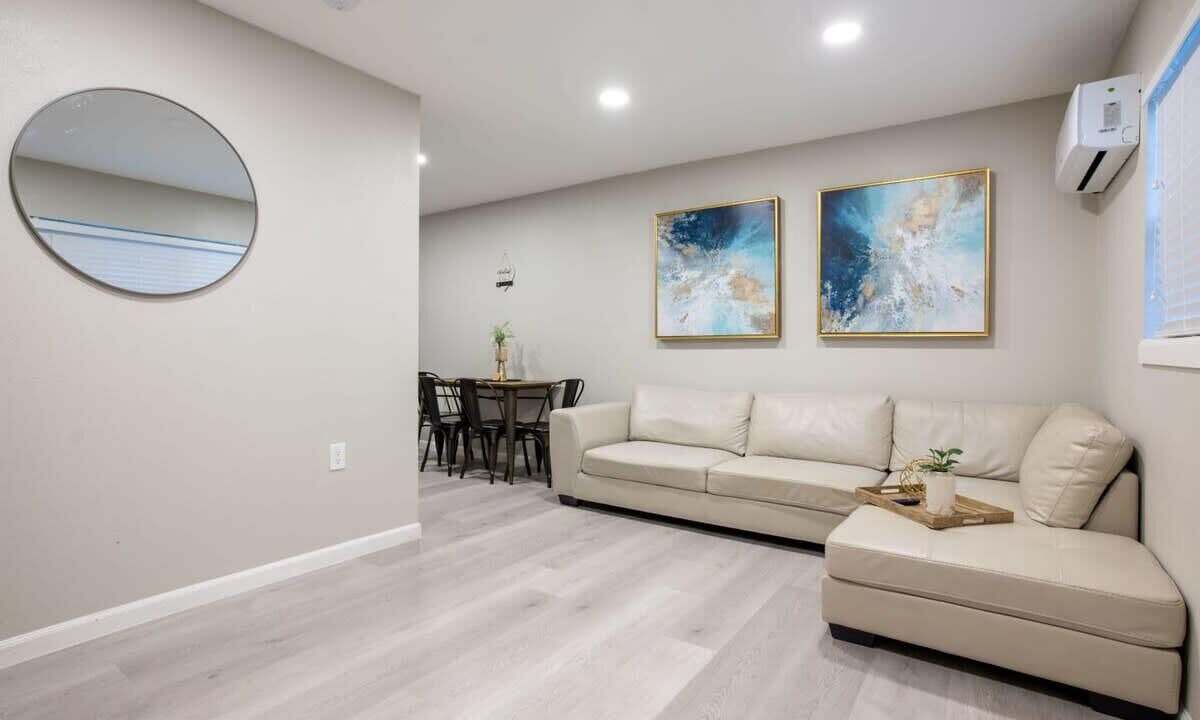 Photo of Others in University