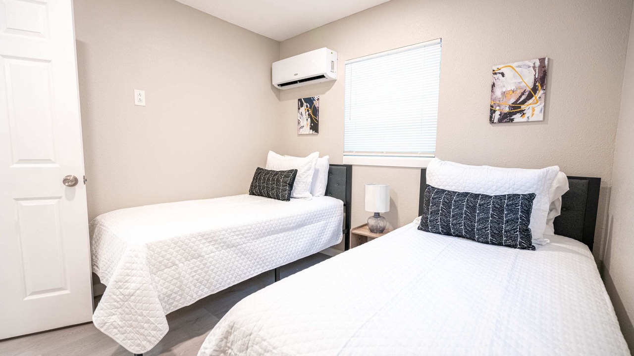 Photo of Others in University