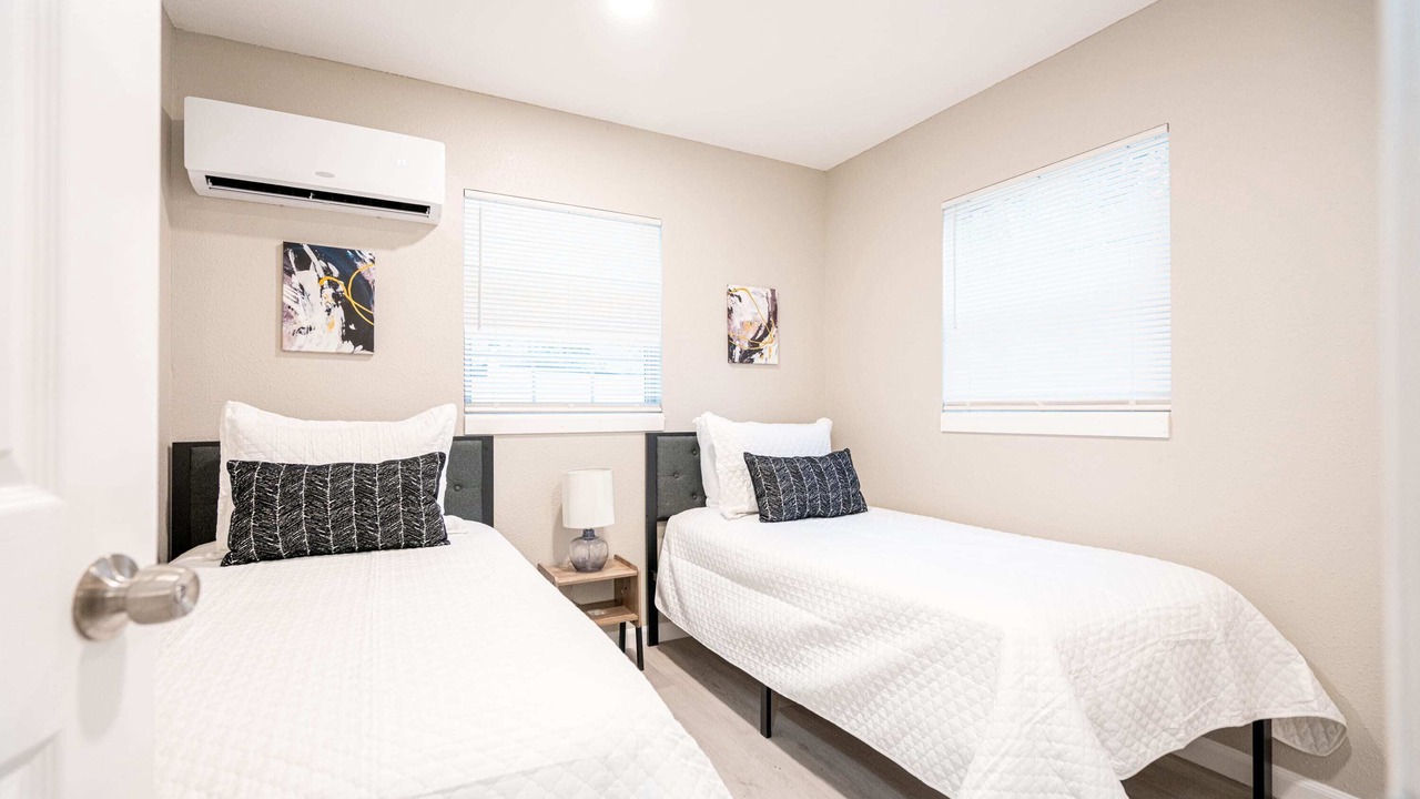 Photo of Others in University