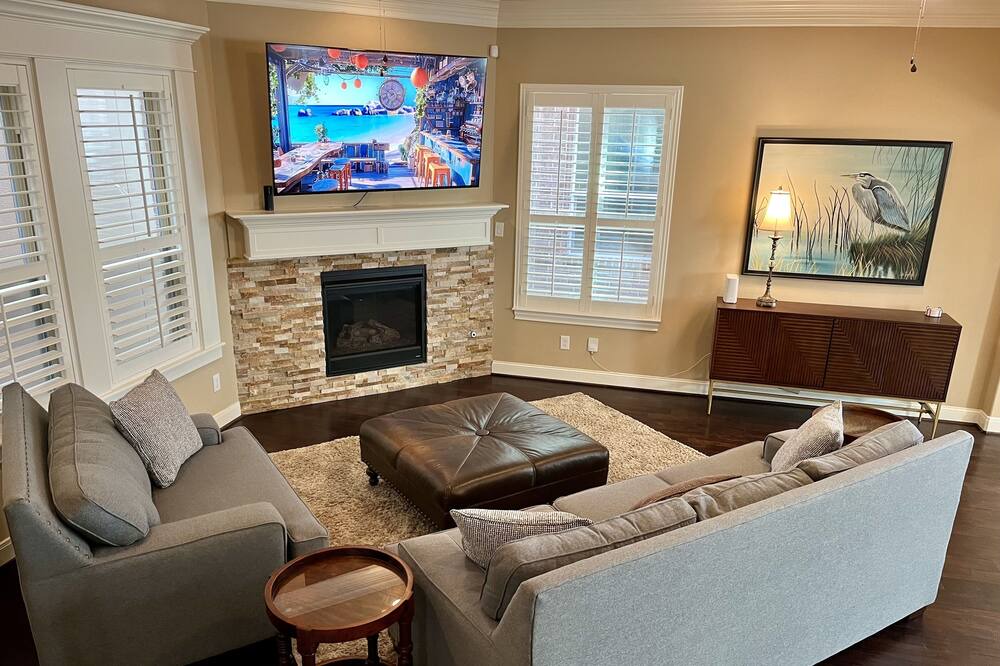 Photo of Livingroom in Spring Branch West
