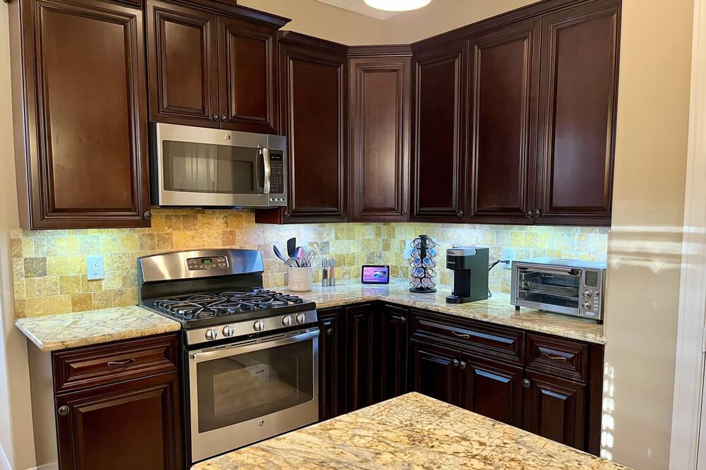 Photo of Kitchen in Spring Branch West