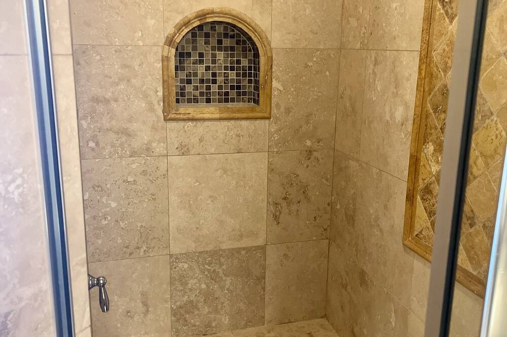 Photo of Bathroom in Spring Branch West