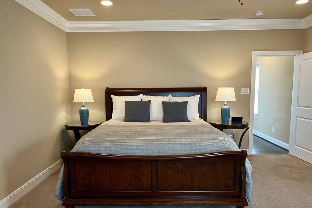 Photo of Bedroom in Spring Branch West