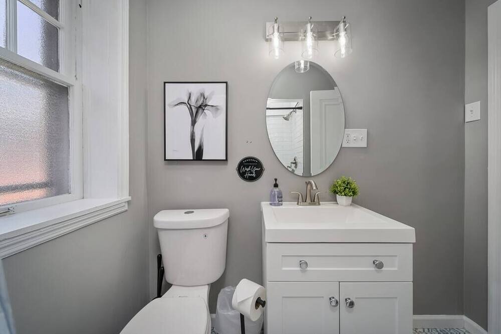 Photo of Bathroom in The Southampton