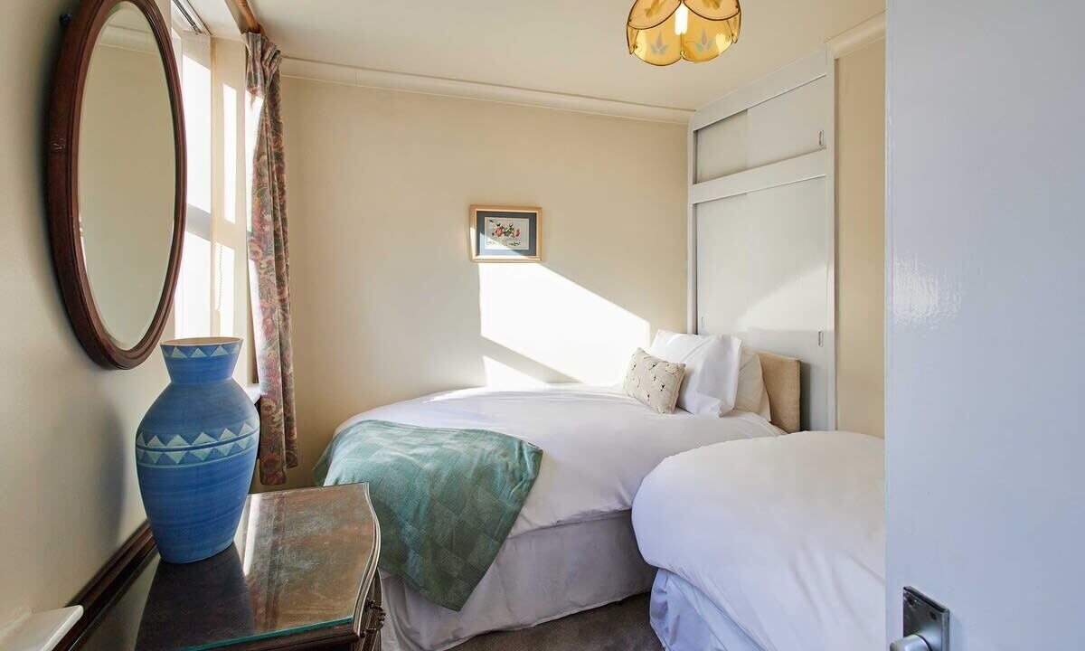 Photo of Others in Haigh