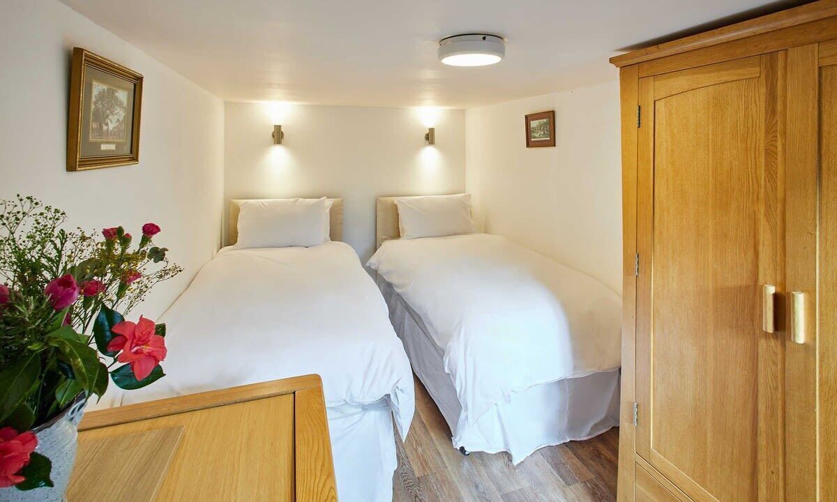 Photo of Others in Haigh