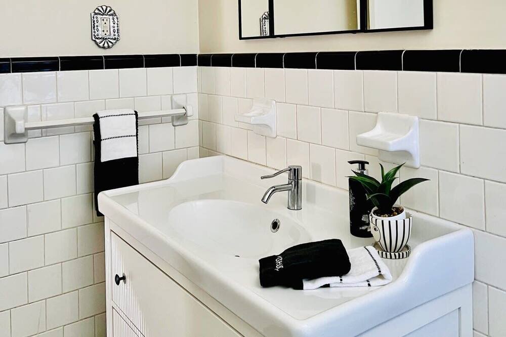 Photo of Others in Forest Hills