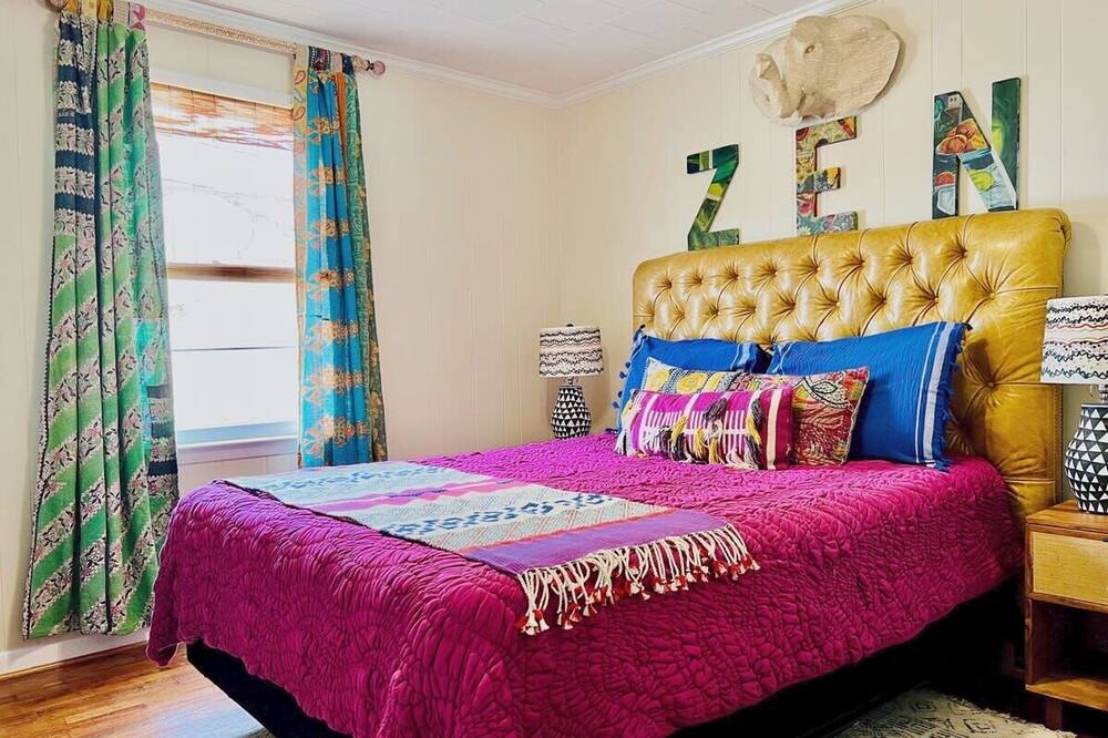 Photo of Others in Forest Hills