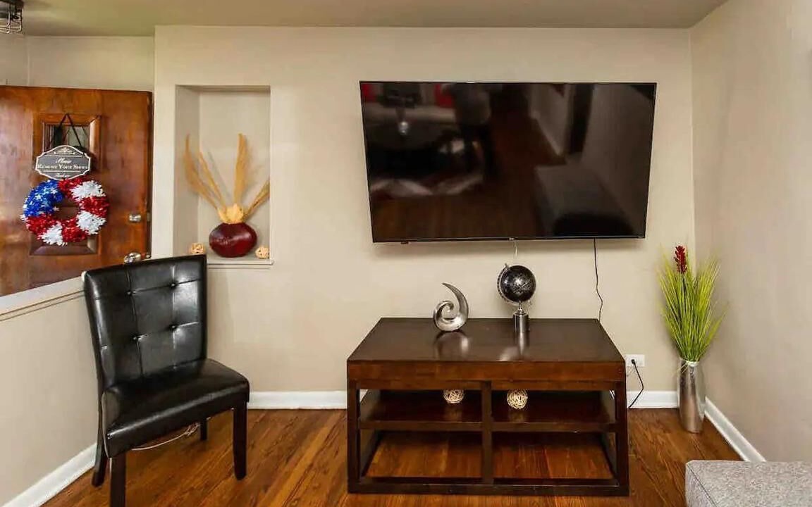 Photo of Livingroom in Miller Beach