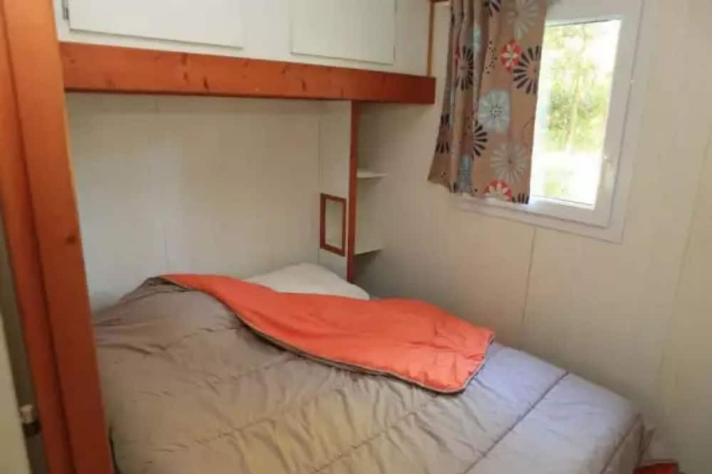 Photo of Bedroom in Mesnard-la-Barotiere